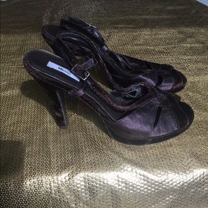 Metro 7 heels size 6 1/2
